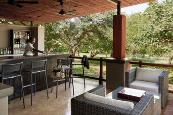 Sanctuary Chobe Chilwero Sanctuary Chobe Chilwero: Bar