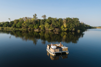 Xugana Island Lodge Xugana Island Lodge: Dinner auf dem Wasser