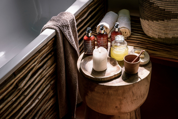 Sanctuary Gorilla Forest Camp Sanctuary Gorilla Forest Camp: Badezimmer Zubehör