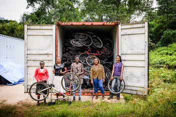 Sanctuary Gorilla Forest Camp Sanctuary Gorilla Forest Camp: Bicycle Repair Team