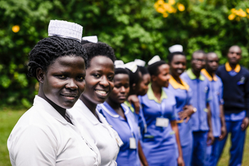 Sanctuary Gorilla Forest Camp Sanctuary Gorilla Forest Camp: Mitarbeiter