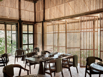 Sanctuary Gorilla Forest Camp Sanctuary Gorilla Forest Camp: Restaurant