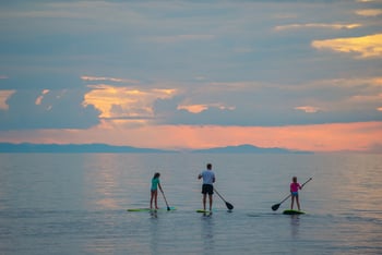 Pumulani Lodge Pumulani Lodge: Familie auf Paddle Boards