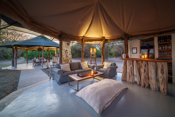 Kuthengo Camp Kuthengo Camp: Bar