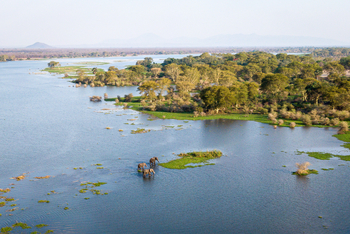 Kuthengo Camp Kuthengo Camp: Seelandschaft