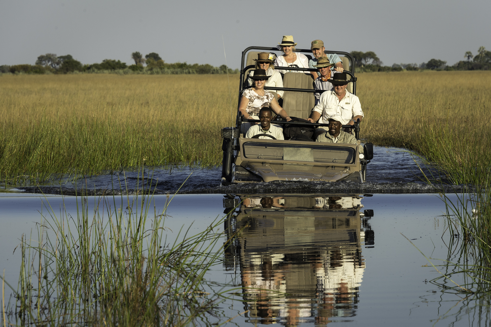 Kwetsani Camp Kwetsani Camp: Fahrt durch tiefes Wasser
