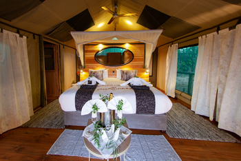 Mma Dinare Camp Mma Dinare Camp: Doppelbett