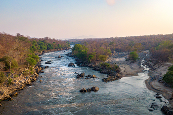 Mkulumadzi Lodge Mkulumadzi Lodge: Shire River
